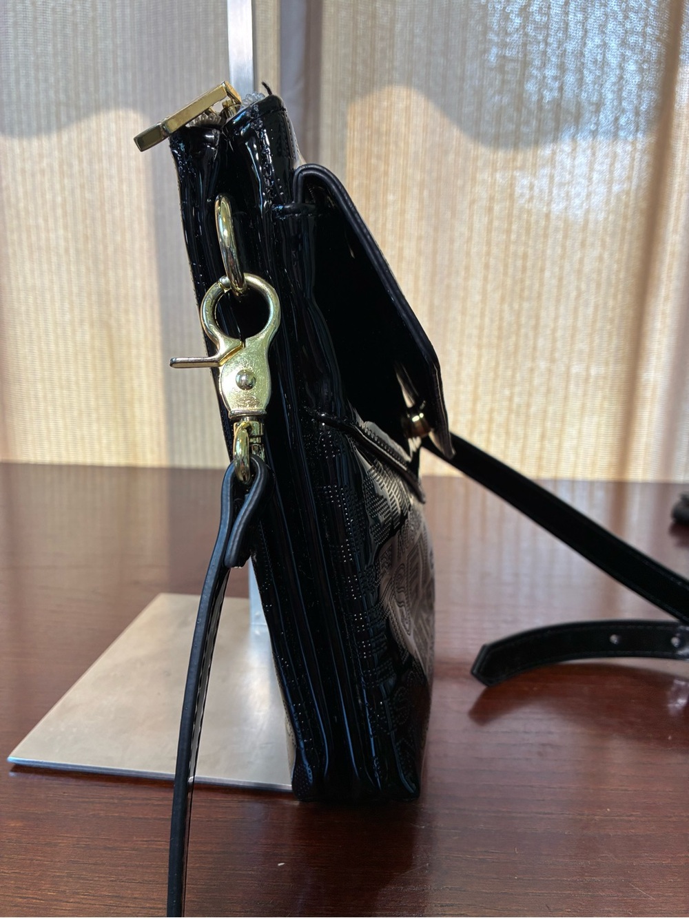 Betsey Johnson Black Patent Logo Envelope Clutch with Gold Plaque - Picture 5 of 11
